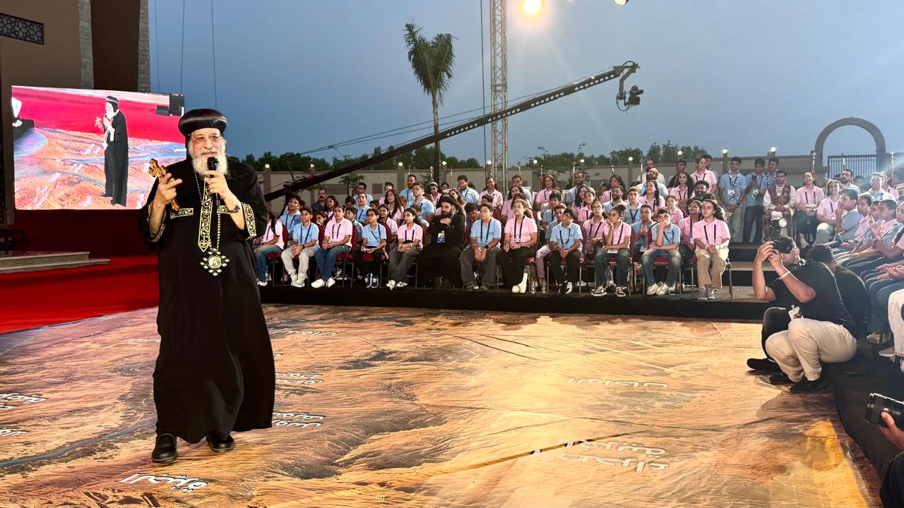 في جرعة وطنية تنويرية.. خمس حكايات عن مصر يرويها قداسة البابا لأطفال ملتقى لوجوس چونيور في اجتماع الأربعاء