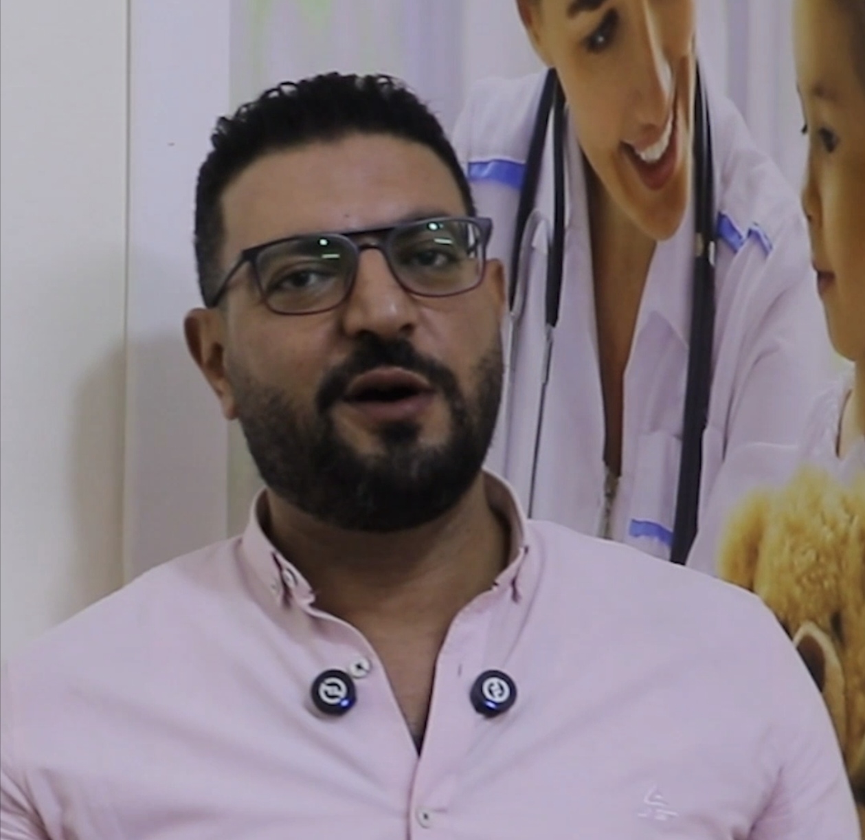 ​د. أحمد مسعد لـ "السلطة الرابعة": دليل شامل للحامل من الشهر الأول حتى التاسع.. أطعمة وممارسات يجب تجنبها