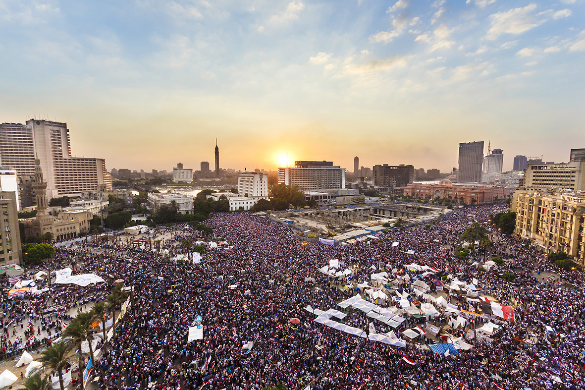 النادى السياسي لحزب الدستور يحتفى بذكرى ٣٠ يونيه