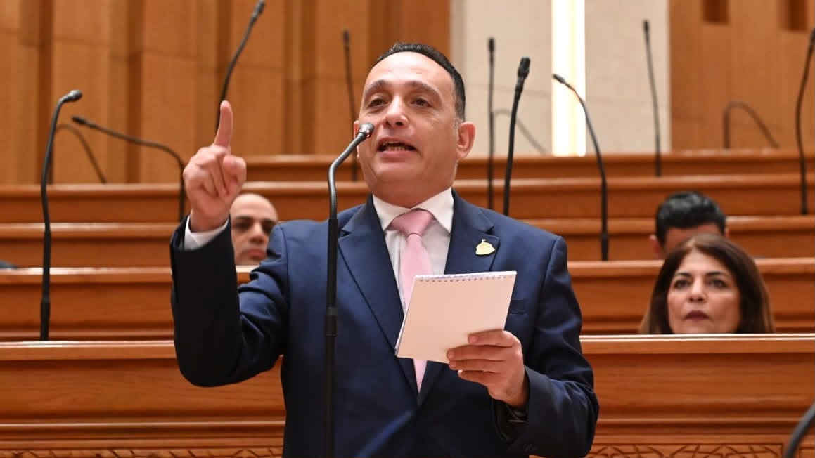 «حكومة ما عندهاش حلول غير جيب المواطن!».. البياضي يطالب بتجميد زيادة الكهرباء: «فشلتم في إدارة الاقتصاد والطاقة وحماية المواطنين.. فارحلوا»